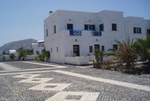 2 Villas for Sale in Santorini